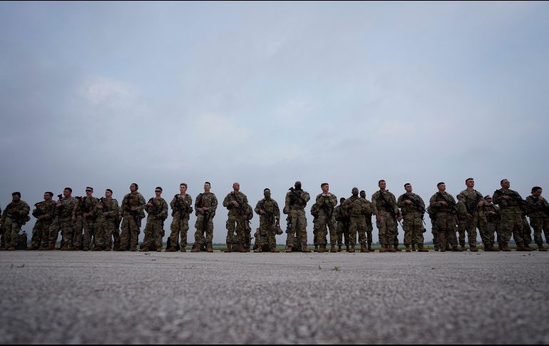 Las autoridades estadounidenses se están preparando para un fuerte aumento en las llegadas de migrantes ante el fin del Título 42. AP/E. Gay