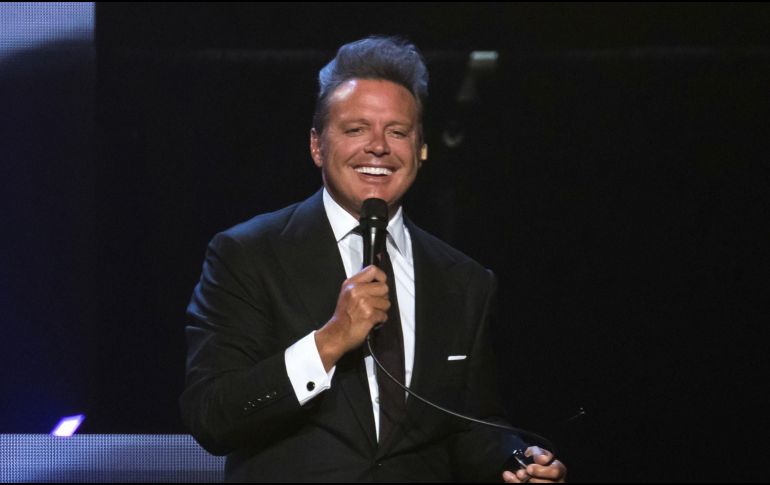 No tener a su madre será siempre el gran dolor de Luis Miguel. AP/ ARCHIVO