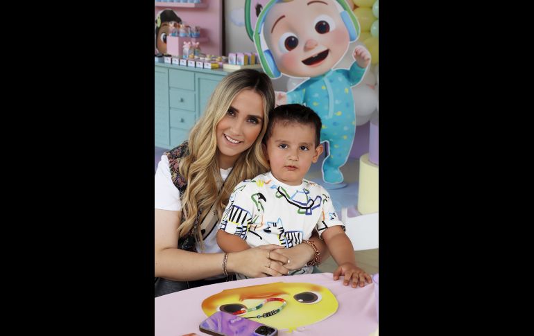 Michelle Muñoz y Enzo Lizárraga. GENTE BIEN JALISCO/ Claudio Jimeno