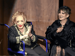 La cantante Alejandra Guzmán festejó a su madre Silvia Pinal. ESPECIAL