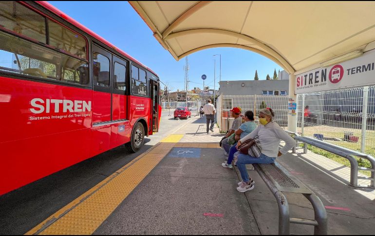 Menos disposición de autobuses debido a descomposturas impiden un buen servicio. EL INFORMADOR/Archivo