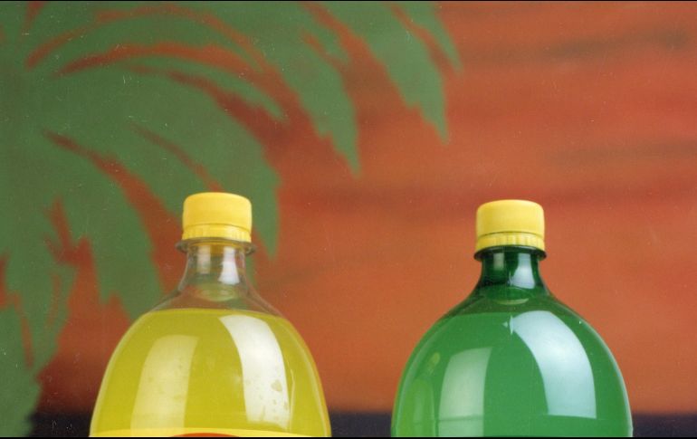 En la Revista del Consumidor del mes de mayo, la Profeco recordó que la OMS recomienda consumir menos de un vaso de 250 mililitros de bebida azucarada al día. EL INFORMADOR / ARCHIVO