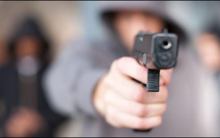 El agresor les disparó desde un vehículo. ESPECIAL