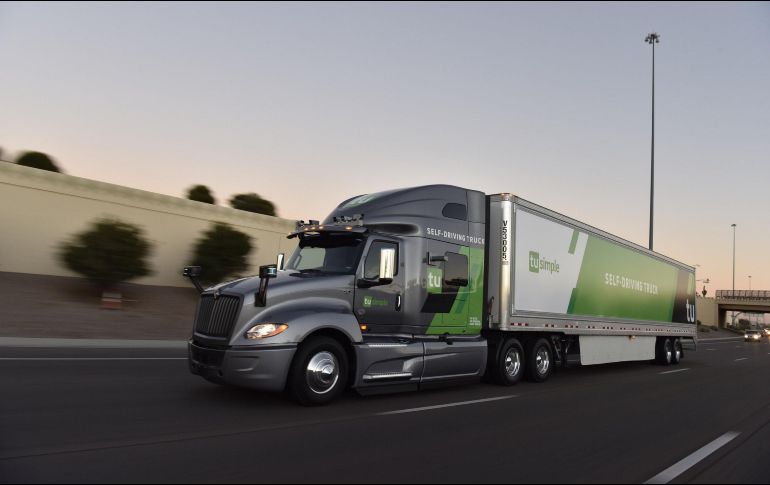 Entre Matamoros y Brownsville cruzan a diario alrededor de mil unidades de transporte de carga. EFE/ARCHIVO
