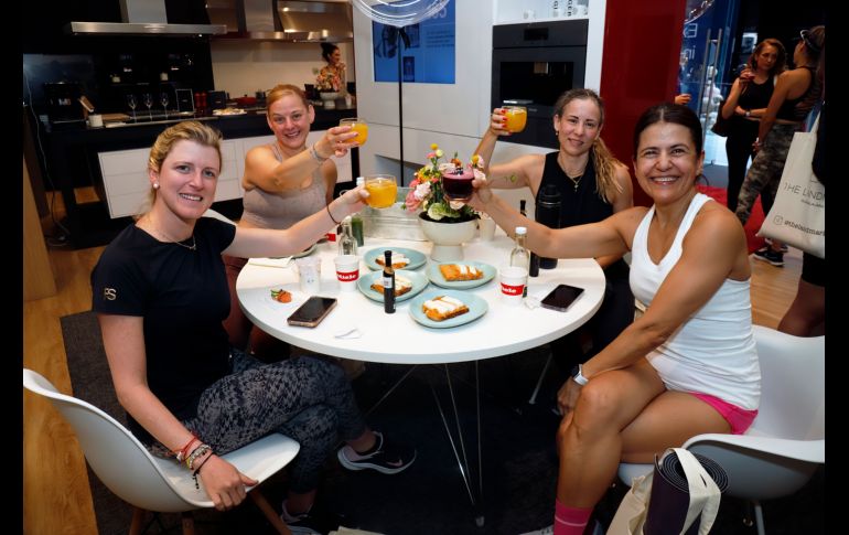 Thamara De Carvalho, Conny Alonso, Victoria Martínez y Gina Pérez Poiré. GENTE BIEN JALISCO/Claudio Jimeno