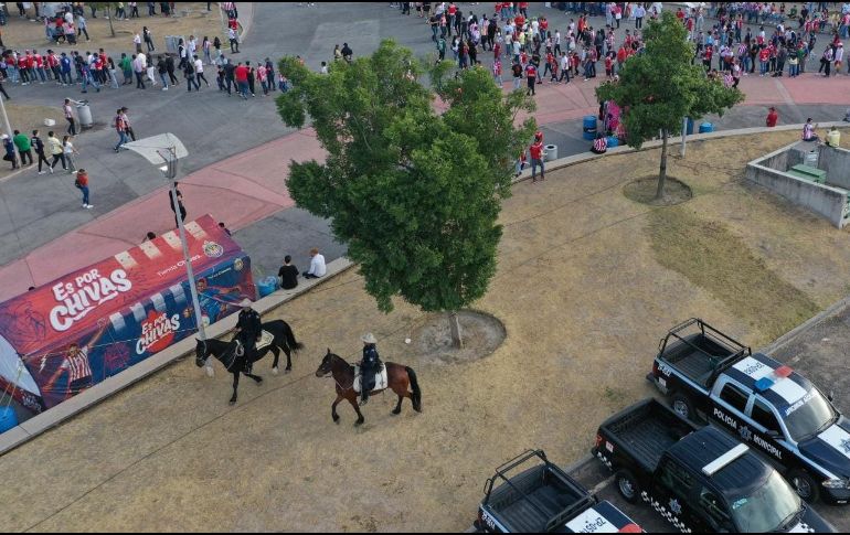 El recinto estuvo resguardado por un total de mil 900 elementos. ESPECIAL