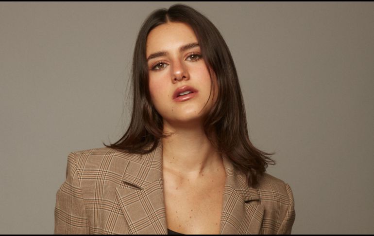 Karena Flores participa en 