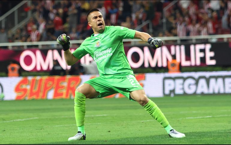 Miguel “Wacho” Jiménez, portero de Chivas, se encuentra entre los convocados por Diego Cocca. IMAGO7/J. Núñez