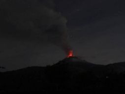 En las últimas 24 horas se han detectado 5 exhalaciones acompañadas de vapor de agua, gases volcánicos y ceniza. ESPECIAL