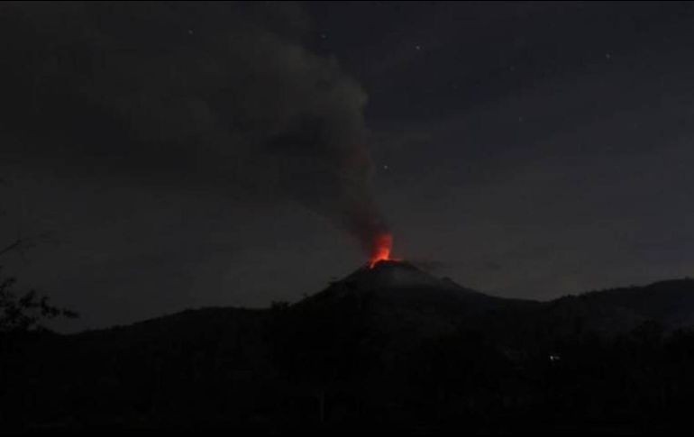 En las últimas 24 horas se han detectado 5 exhalaciones acompañadas de vapor de agua, gases volcánicos y ceniza. ESPECIAL