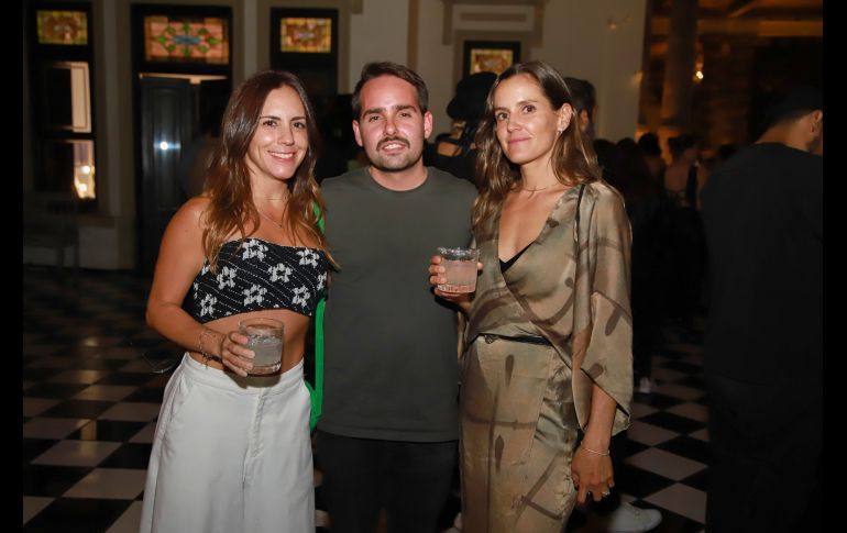 Carolina Verduzco, Jos Rubio y Sara Orozco. GENTE BIEN JALISCO/ Tony Martínez