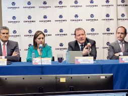 José Antonio Ramos, Guadalupe Medrano, Raúl Flores y Ricardo Barbosa (de izq. a der.), expusieron las estadísticas del Centro Empresarial de Jalisco (Coparmex) sobre el reparto de utilidades. ESPECIAL