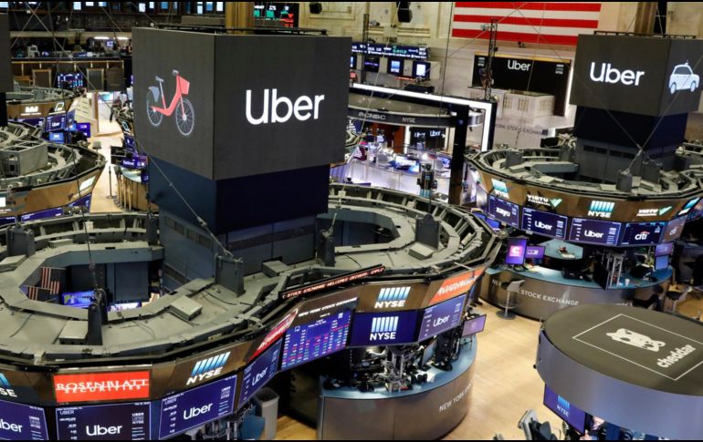 Por sectores, dominaba el color rojo en Wall Street, siendo las mayores pérdidas para el de materiales básicos e industria. AP/ARCHIVO