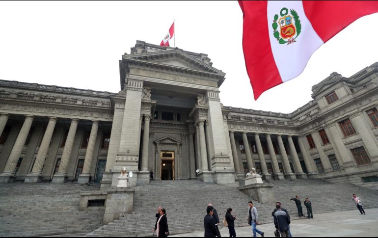 López Obrador le mandó un mensaje a los peruanos: dice que se empoderen como México, pues que el país es respetable ante el mundo porque no se permite la corrupción. AFP / ARCHIVO