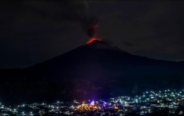 Evacuarían a 580 mil personas que viven cerca del volcán. ESPECIAL