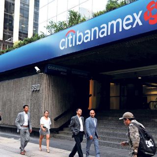 Larrea se queda sin Banamex; Citi lo conservará