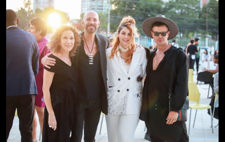 Beatriz Calles, Jorge Lupercio, Elizabeth Salim y Sandro Cruz. GENTE BIEN JALISCO/ Antonio Martínez