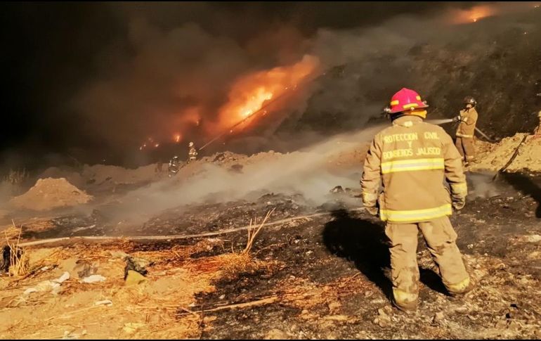 Las instituciones han informado que se ha logrado controlar el incendio en un 60%. ESPECIAL/Protección Civil 