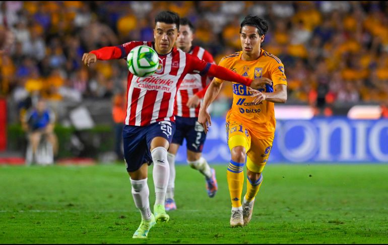 Chivas y Tigres empataron sin goles en el Estadio Universitario. IMAGO7/Andrea Jiménez