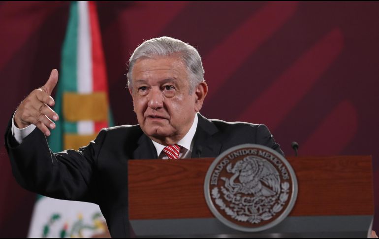 López Obrador calculó que en 2029 podrán estarse extrayendo de 150 a 180 mil barriles diarios de crudo. EFE/S. Gutiérrez
