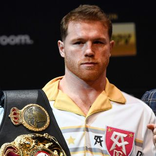 Canelo Álvarez está seguro que derrotaría a McGregor "con una mano"