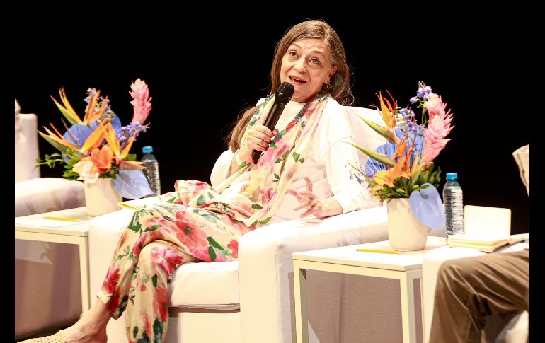 La V Bienal Mario Vargas Llosa: Literatura para Tiempos Recios, que este año se realiza en memoria de Raúl Padilla López, continuó con sus actividades este viernes 26 de mayo