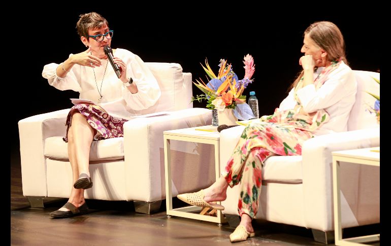 La V Bienal Mario Vargas Llosa: Literatura para Tiempos Recios, que este año se realiza en memoria de Raúl Padilla López, continuó con sus actividades este viernes 26 de mayo