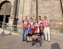 En familia, además de esperar una victoria, también desean compartir un nuevo campeonato con su familia y poder asistir a La Minerva para festejar. EL INFORMADOR / A. García