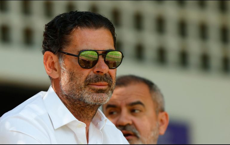 Fernando Hierro regresó a las Chivas a una final de Liga MX en su primer año como director deportivo. IMAGO 7