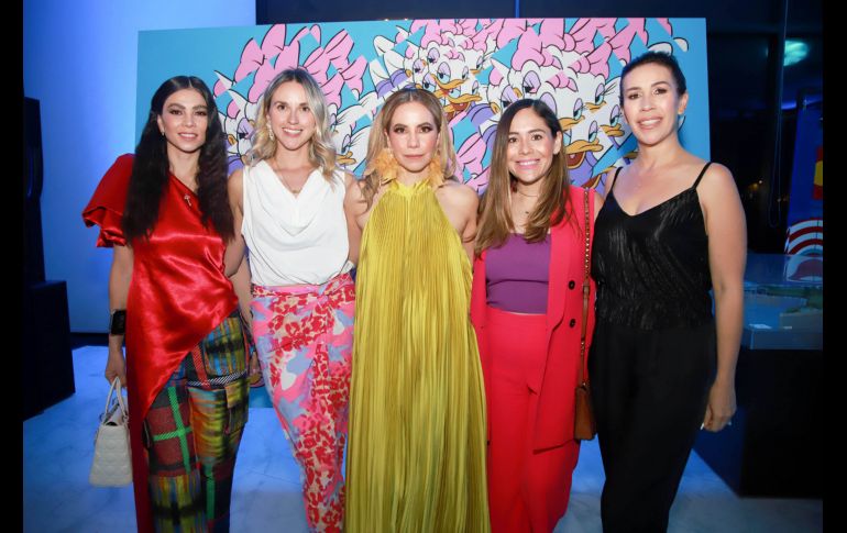 Patricia Muñoz Nafarrate, Martha López, Karina Ponzo, Vanessa López y Nora Flores. GENTE BIEN JALISCO/ Antonio Martínez