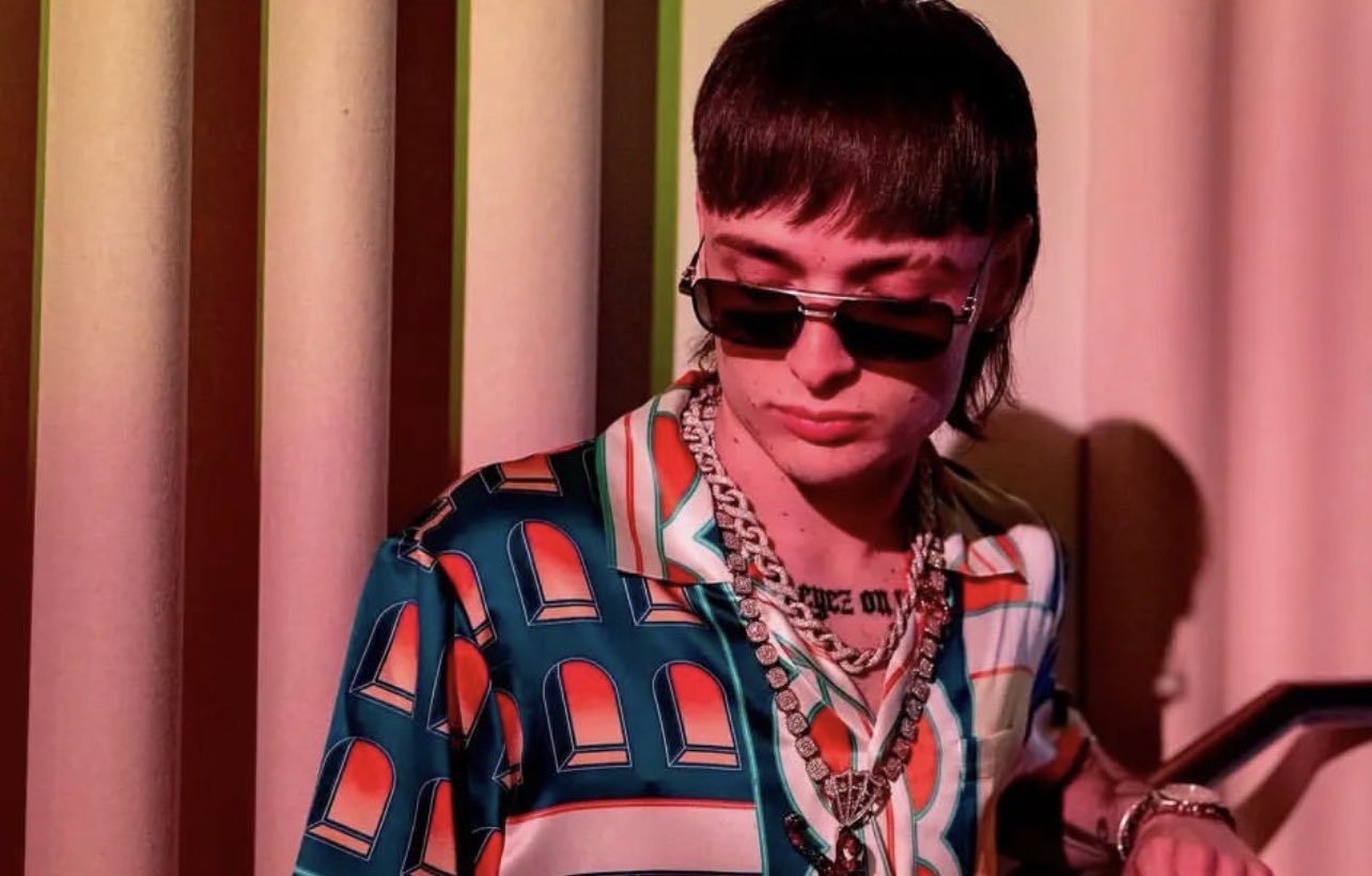 Jerick de 11 años de edad se quitó la vida porque sus padres le prohibieron escuchar a Peso Pluma. ESPECIAL/TWITTER