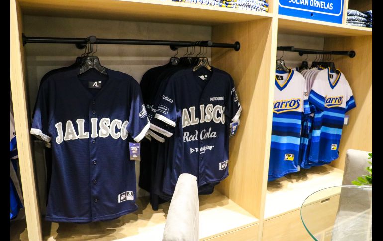 La tienda insignia o matriz de Charros de Jalisco está ubicada en la Primera Planta Local B-08 de La Gran Plaza, cercana una tienda de productos asiáticos y tienda de ropa de moda española. EL INFORMADOR / A. Navarro