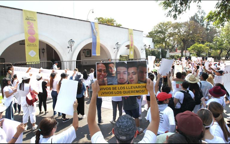 Los familiares de los jóvenes desaparecidos se volverán a reunir con personal de la Fiscalía Especial en Personas Desaparecidas. EL INFORMADOR/A. Camacho