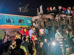 Las operaciones de rescate seguirán durante las próximas horas a pesar de la oscuridad, detallan. AP/Press Trust of India