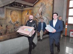 El senador Noé Castañón (der.) acudió a la SCJN en representación de MC y del Bloque de Contención en el Senado, para presentar las acciones de inconstitucionalidad por el “viernes negro”. ESPECIAL/ @BANCADANARANJAS