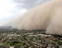 La tormenta llegó, también, a Israel e irrumpió en sus calles con fuertes vientos y densas nubes oscuras. ESPECIAL