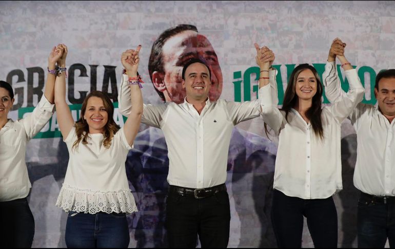 Manolo Jiménez ofreció un mensaje para anunciar que va ganando en el conteo del PREP. SUN