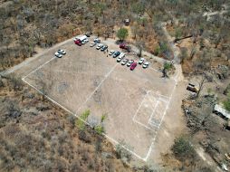 El punto donde fueron halladas las 10 bolsas está cerca del barranco donde sacaron otras 50 , en Zapopan. EL INFORMADOR/ A. Camacho