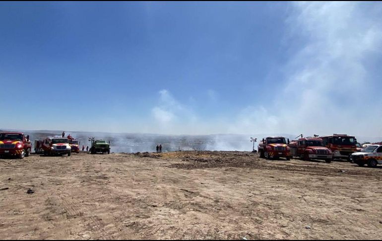 Este es el segundo incendio de tiraderos de basura que se registra en el Área Metropolitana de Guadalajara en el último mes. ESPECIAL