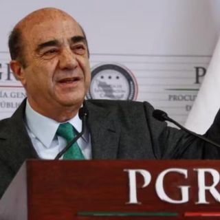 FGR pide 82 años de cárcel para Jesús Murillo Karam