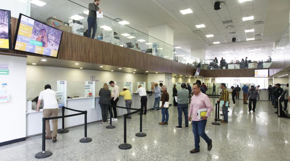 La atención que se brinda en el Centro Integral de Servicios de Zapopan (CISZ) permite agilizar los trámites en beneficio de los ciudadanos, pues en ese espacio se concentran decenas de dependencias. ELINFORMADOR/A. Camacho