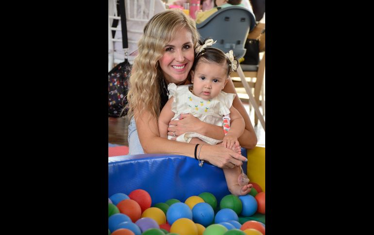 Joanna Villalobos y Sofía Ruvalcaba. GENTE BIEN JALISCO/ Marifer Rached