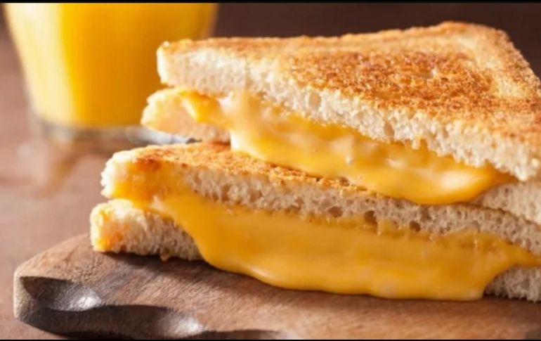 Comer queso amarillo es saludable, pero en exceso puede causar enfermedades gastrointestinales. ESPECIAL