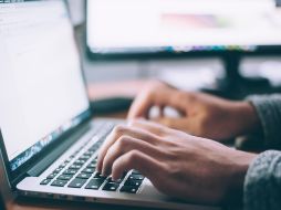 Los mejores tips para que tu computadora deje de estar lenta. Foto de Glenn Carstens-Peters en Unsplash