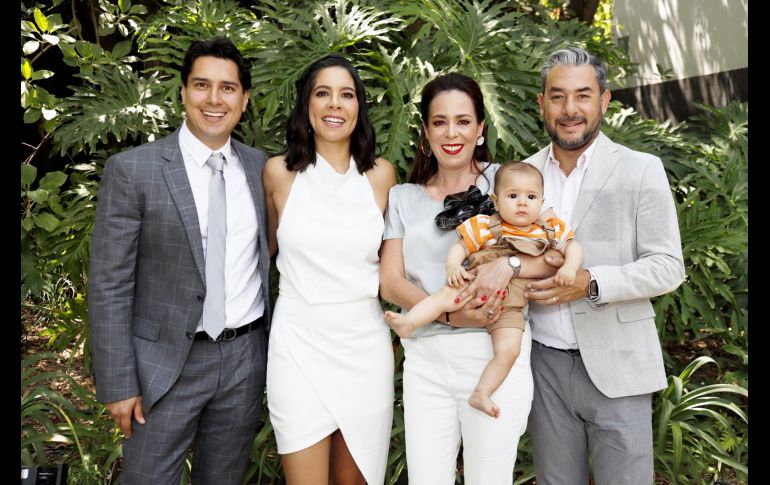 Luis Mario Avalos, Tatyana Herrera, Sandra López, Rodolfo Herrera y Antonio Soto. GENTE BIEN JALISCO/ Claudio Jimeno