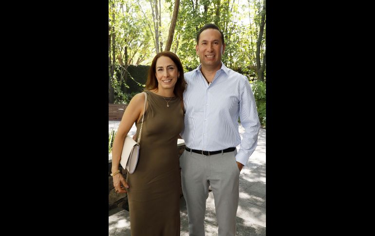Beatriz Peregrina y Raúl Hernández. GENTE BIEN JALISCO/ Claudio Jimeno