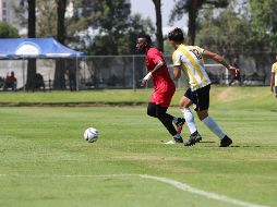 La victoria de de Atlas fue gracias a los goles de Julián Quiñones (foto), Rivaldo Lozano y Jorge Guzmán en un par de ocasiones. ESPECIAL / Atlas FC