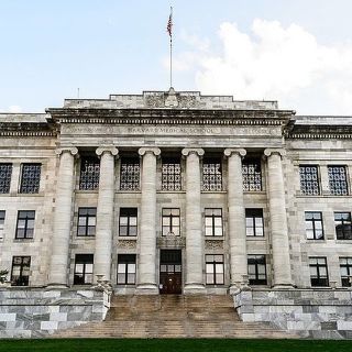 El director de la morgue de la Universidad de Harvard es acusado de robar y vender partes de cadáveres humanos