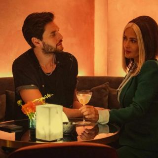 Así es el aterrador episodio de Black Mirror donde aparece Salma Hayek