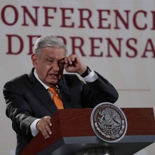 Igual que Fox: López Obrador le cambia el nombre a Jorge Luis Borges en la mañanera